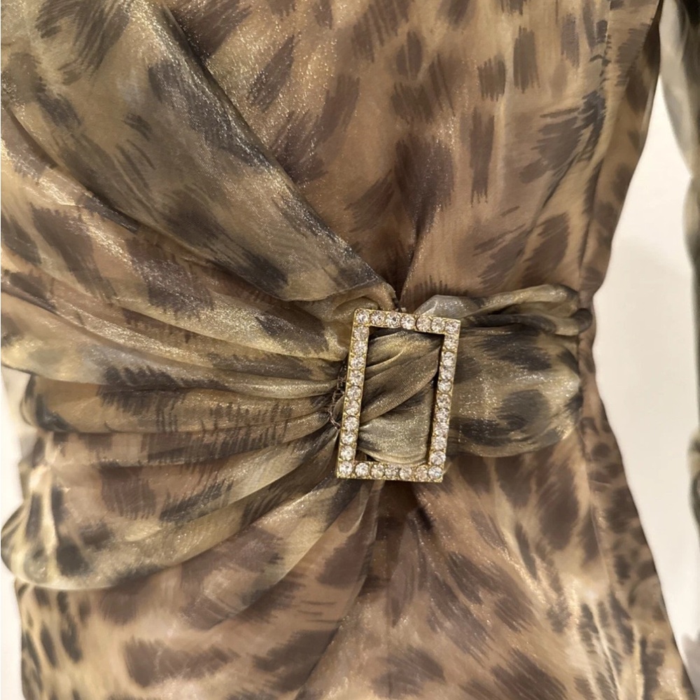 Patra Metallic Gold Animal Print blouse size 8 NWT - Picture 3 of 10